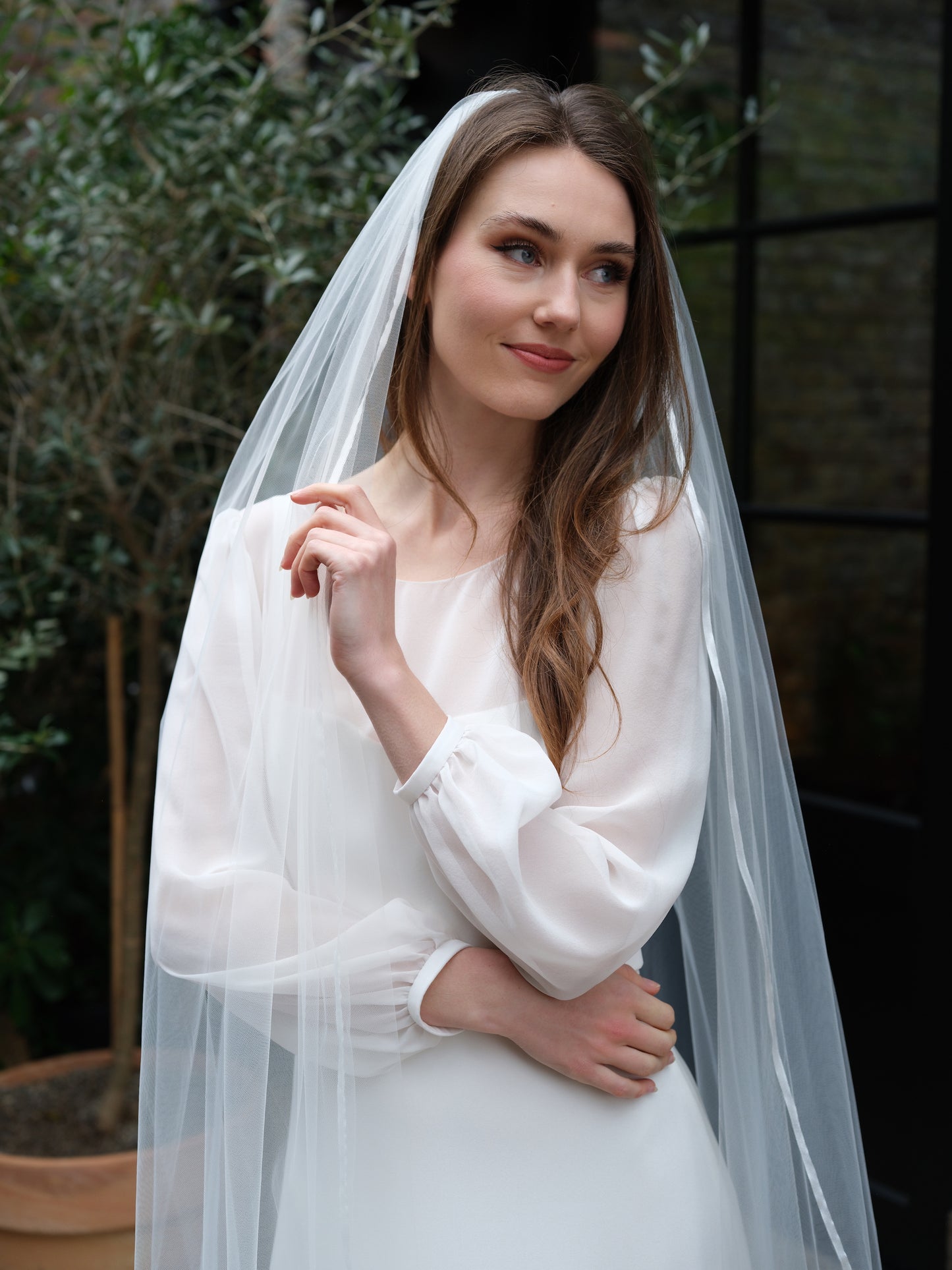Ferne, Classic Long Bridal Veil